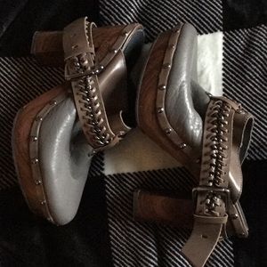 Gianni Bono slide on